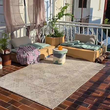 Tatil Evi Stone House Vito With A Terrace & Sea View Split