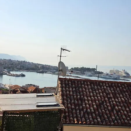Stone House Vito With A Terrace & Sea View *