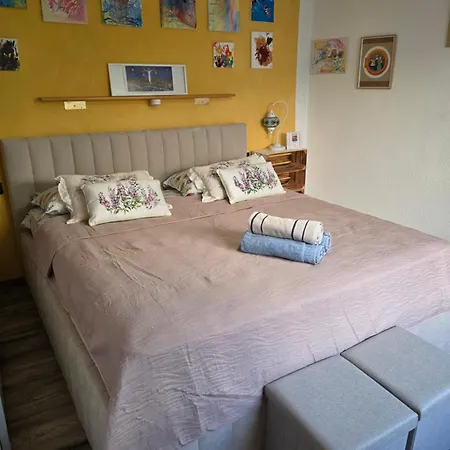 Stone House Vito With A Terrace & Sea View * Split